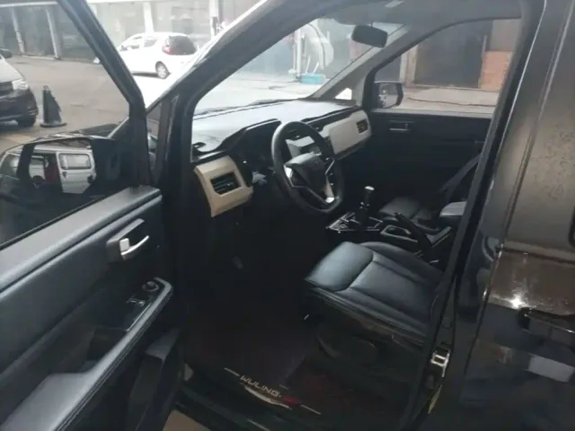 Wuling Zhengcheng — Фото автомобиля 15
