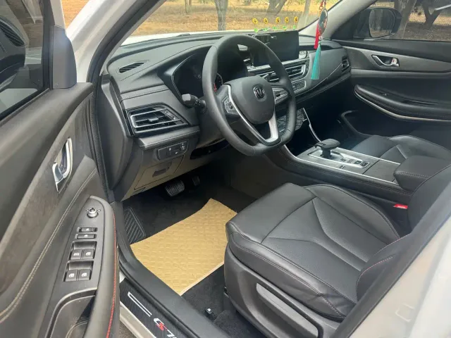 Changan CS75 — Фото автомобиля 5