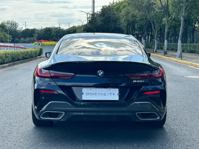 BMW 8 Series — Фото автомобиля 5