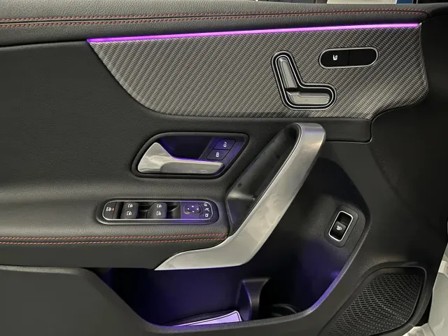 Mercedes-Benz A-Class — Фото автомобиля 9