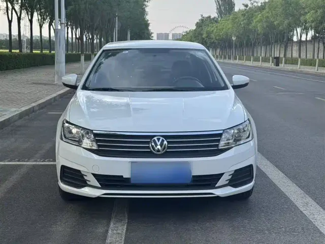Volkswagen Lavida — Фото автомобиля 5