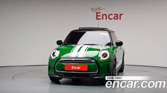 Mini Cooper Cooper Classic Plus — Фото автомобиля 3