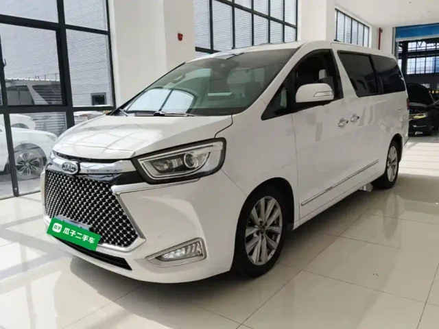 Фотография автомобиля — JAC Refine L6 MAX