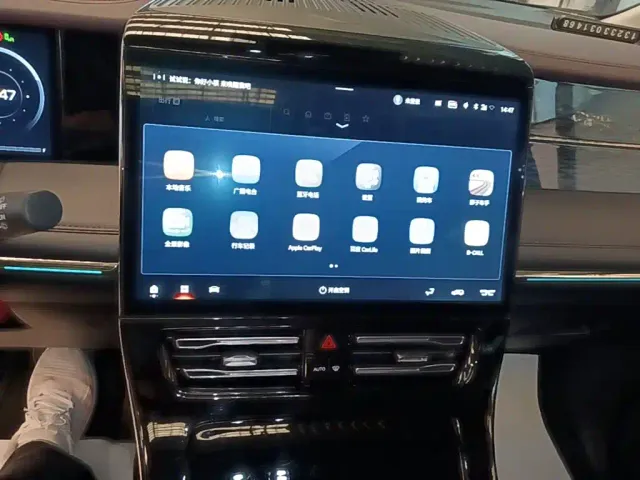 GAC Trumpchi M8 — Фото автомобиля 12