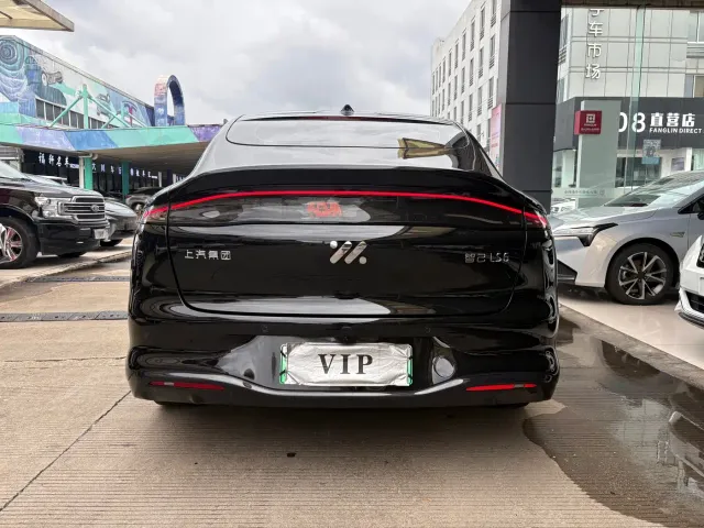 IM Motors LS6 — Фото автомобиля 6