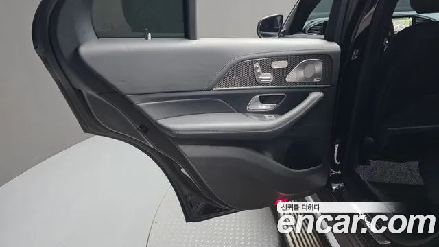Mercedes-Benz GLE-Class — Фото автомобиля 18