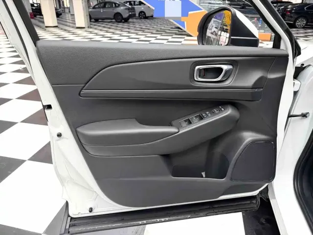 Honda Honda XR-V 2023 Facelift 1.5L CVT Fever Edition — Фото автомобиля 6