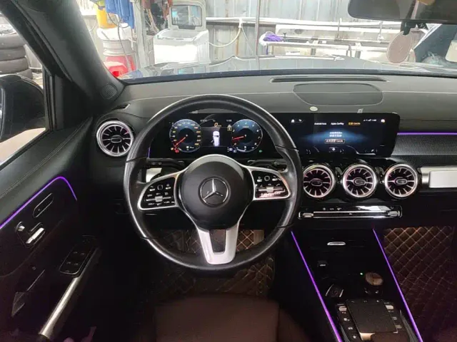 Mercedes-Benz GLB-Class — Фото автомобиля 10