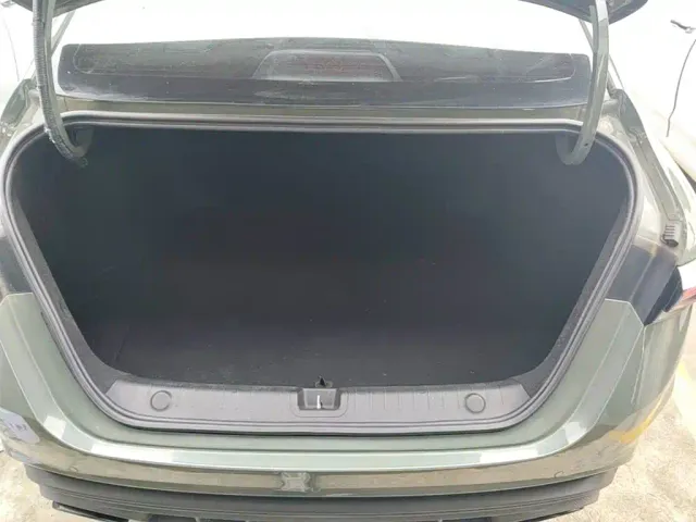Geely Binrui — Фото автомобиля 18