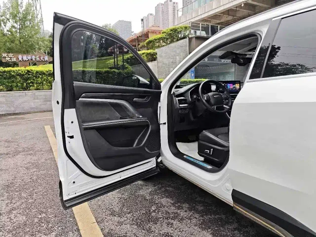 Haval H6 — Фото автомобиля 12
