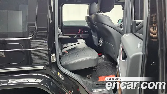 Mercedes-Benz G-Class — Фото автомобиля 11