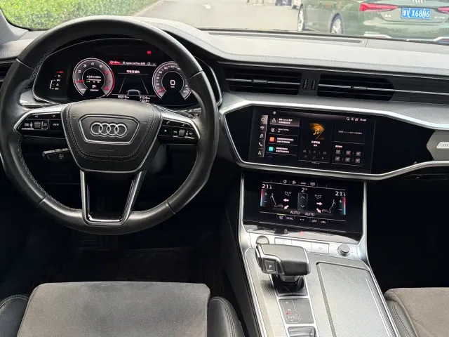 Audi A6L — Фото автомобиля 8