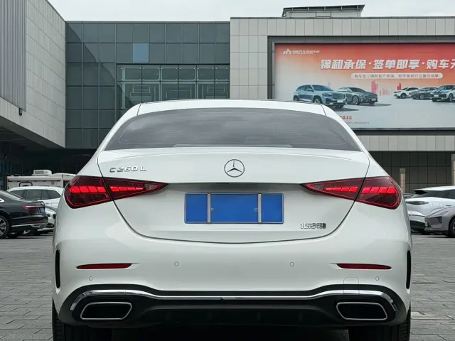 Mercedes-Benz C-Class — Фото автомобиля 10