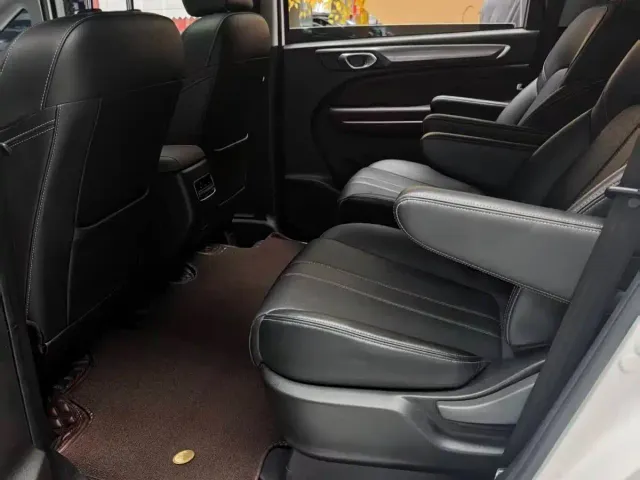 GAC Trumpchi M6 — Фото автомобиля 9