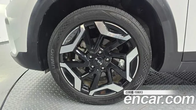 Kia Seltos Новый Seltos Бензин 2.0 2WD — Фото автомобиля 5