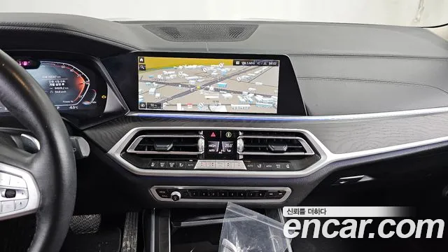 BMW X7 — Фото автомобиля 14