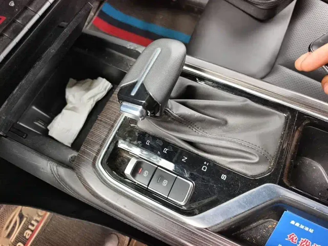 Wuling Jiachen — Фото автомобиля 6