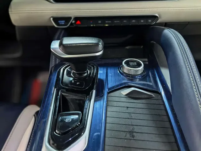 Geely Xingyue L — Фото автомобиля 9