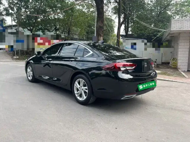Buick Regal — Фото автомобиля 4