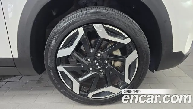 Kia Seltos New — Фото автомобиля 21