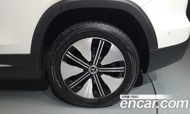 Mercedes-Benz EQB X243 — Фото автомобиля 6