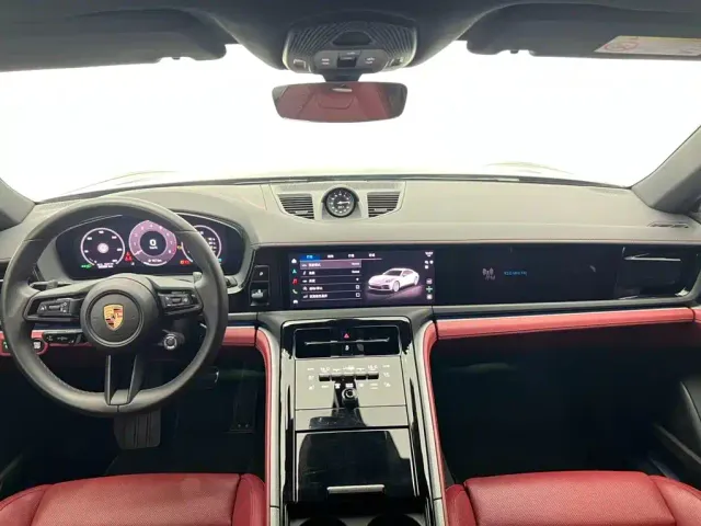 Porsche Panamera — Фото автомобиля 8