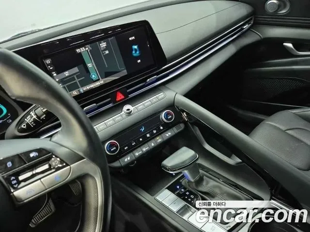 Hyundai Avante CN7 — Фото автомобиля 10