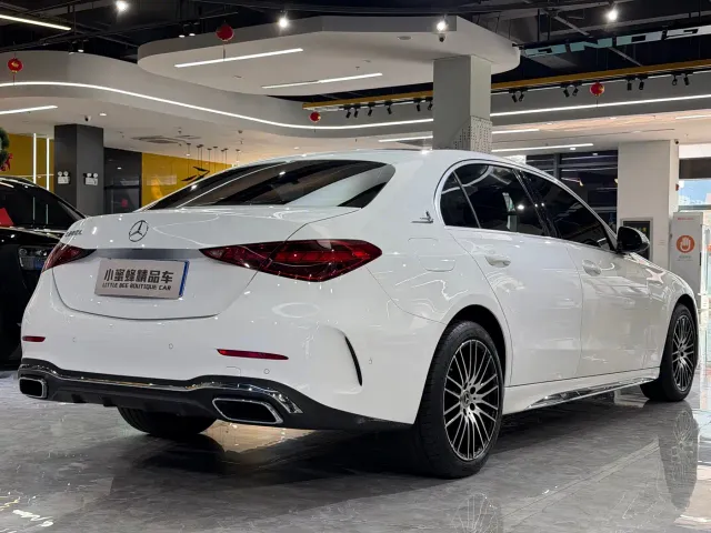 Mercedes-Benz C-Class — Фото автомобиля 15