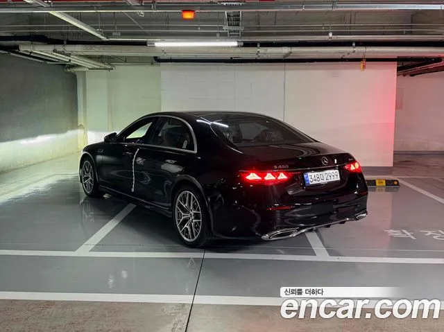 Mercedes-Benz S-Class — Фото автомобиля 3