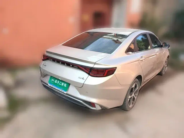 Geely Emgrand L — Фото автомобиля 4