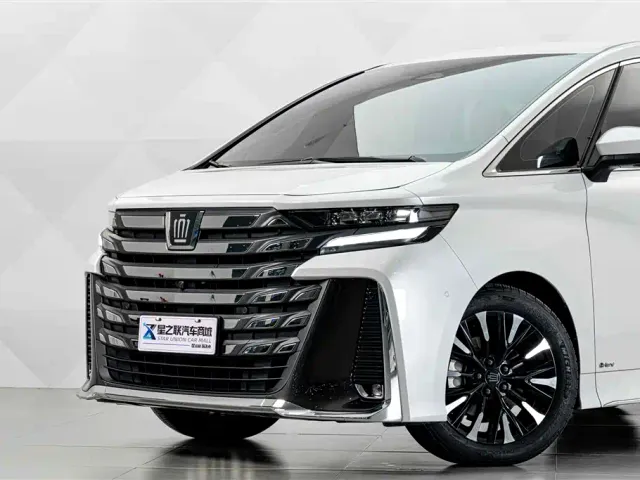 Toyota Vellfire — Фото автомобиля 3