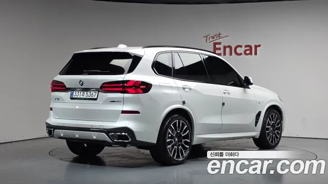 BMW X5 xDrive 40i M Sport — Фото автомобиля 2