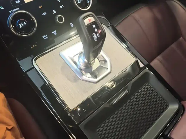 Land Rover Range Rover Evoque — Фото автомобиля 13