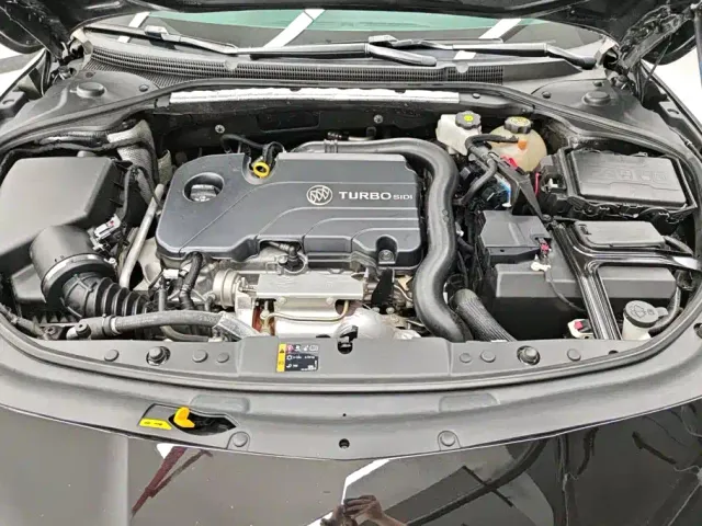 Buick LaCrosse — Фото автомобиля 10