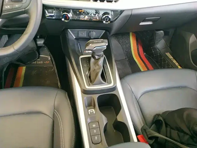 Chevrolet Monza — Фото автомобиля 9