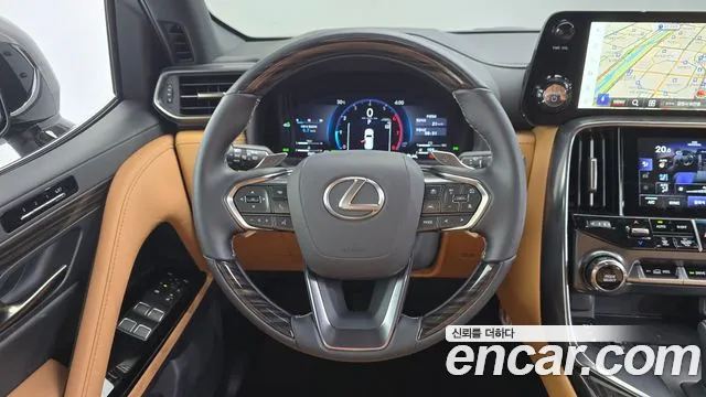 Lexus LX — Фото автомобиля 13