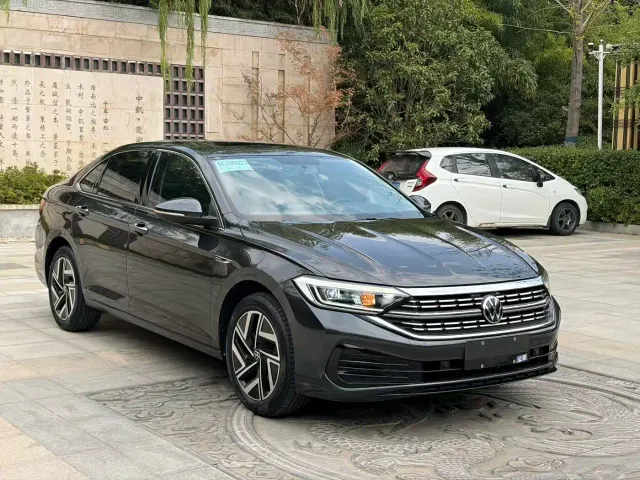 Volkswagen Sagitar — Фото автомобиля 3