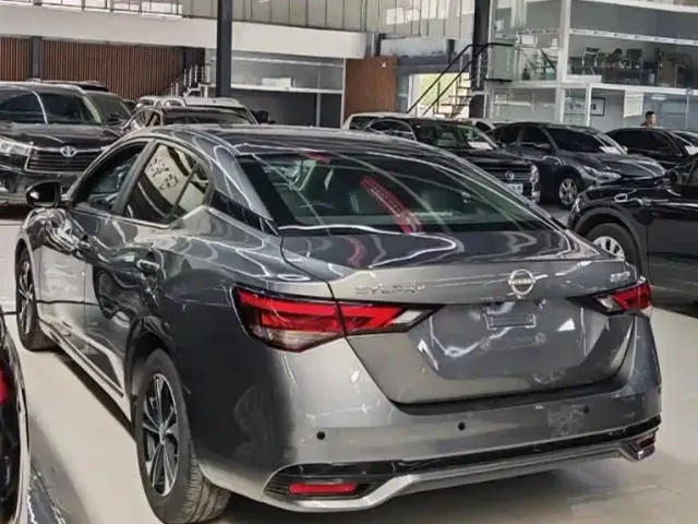 Nissan Sylphy — Фото автомобиля 9