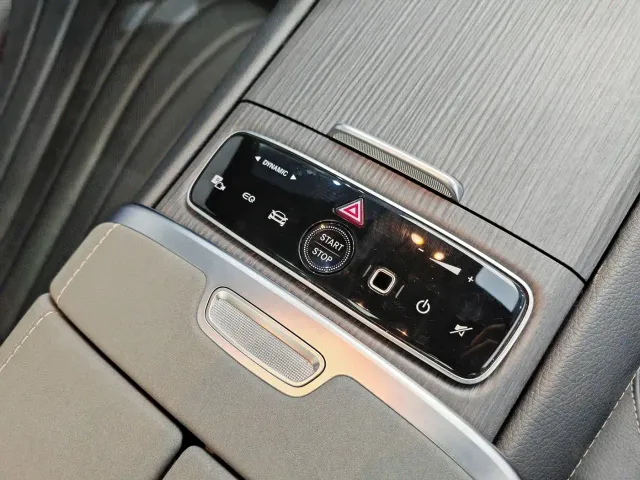 Mercedes-Benz EQS — Фото автомобиля 16