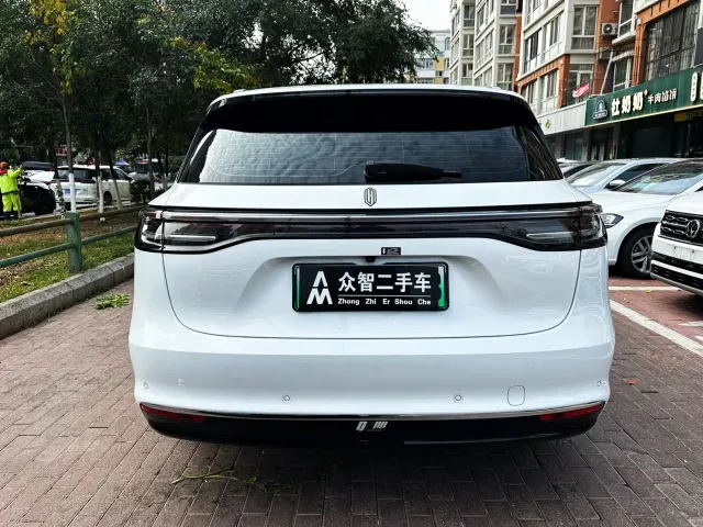 Shangjie SUV — Фото автомобиля 5