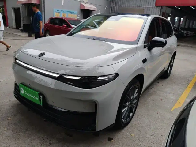 Фотография автомобиля — Leapmotor C10