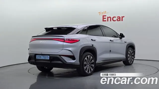 BYD Sealion 7 — Фото автомобиля 2