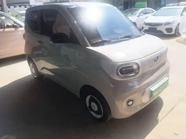 Wuling Hongguang Mini EV — Фото автомобиля 21