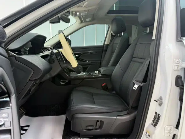 Land Rover Range Rover Evoque — Фото автомобиля 15