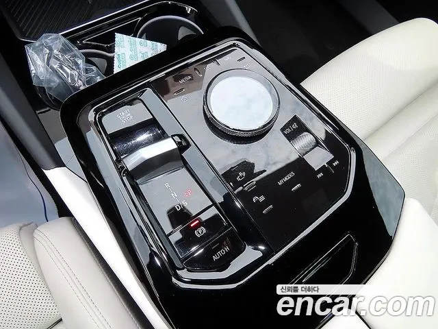 BMW 5-Series — Фото автомобиля 11