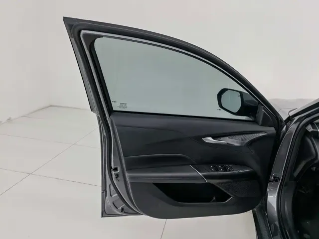 Changan Eado — Фото автомобиля 12