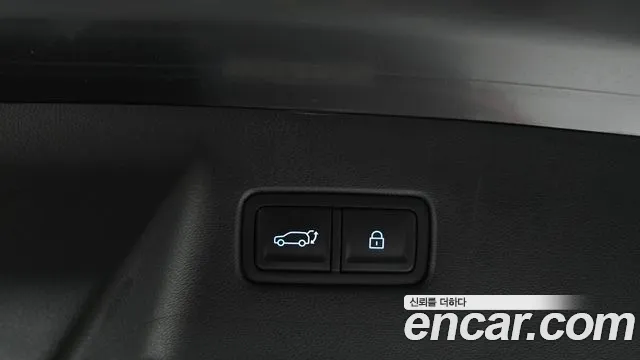 Hyundai Santa Fe MX5 — Фото автомобиля 16