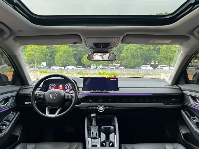 Honda Accord — Фото автомобиля 6