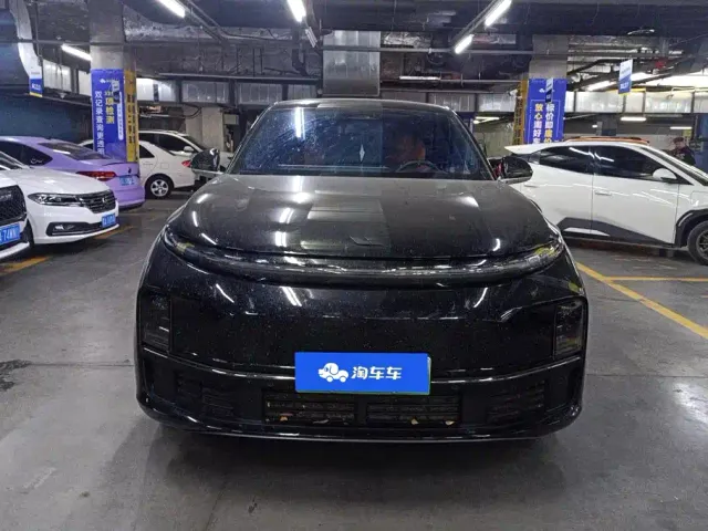 Li Auto L7 — Фото автомобиля 2
