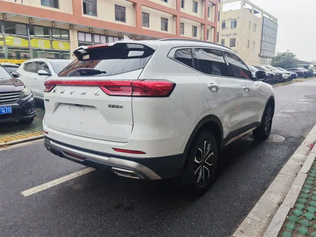 Haval H6 — Фото автомобиля 6